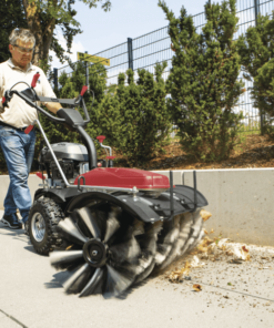 Balayeuse Mécanique Balayeuse Scheppach SC2200PE Avec Bac De Récupération Et Lame à Neige 10 Balayeuse Mécanique Balayeuse Scheppach SC2200PE Avec Bac De Récupération Et Lame à Neige -Outils électroportatifs Soldes balay2