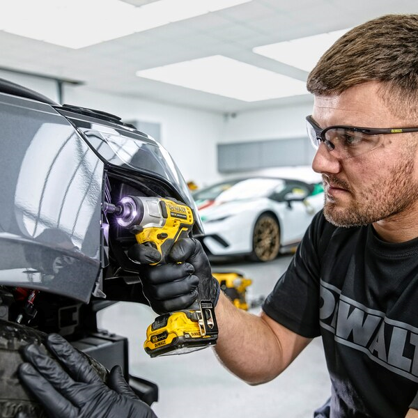 Visseuse à Choc Visseuse à Chocs Dewalt XR 12V DCF801D2-QW 2 Batteries 12V 2Ah Chargeur Coffret Tstak 6 Visseuse à Choc Visseuse à Chocs Dewalt XR 12V DCF801D2-QW 2 Batteries 12V 2Ah Chargeur Coffret Tstak – Image 4