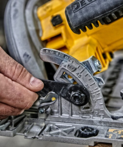 Scie Circulaire Filaire Scie Circulaire Dewalt DWE576K-QS 1600W Ø190mm En Coffret -Outils électroportatifs Soldes dwe576k a3