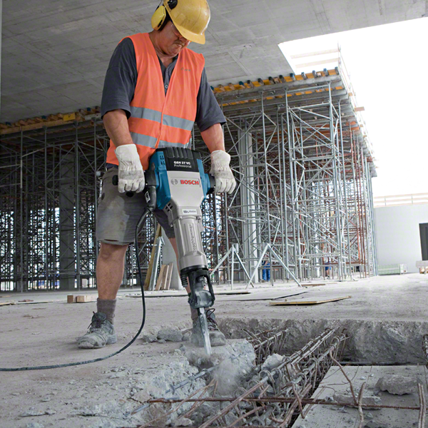 Marteau Piqueur, Démolisseur Et Carotteuse Burineur Brise Béton Bosch GSH27VC 62J 1000 Frappes/min 6 Pans 28mm 2 000W 5 Marteau Piqueur, Démolisseur Et Carotteuse Burineur Brise Béton Bosch GSH27VC 62J 1000 Frappes/min 6 Pans 28mm 2 000W – Image 3