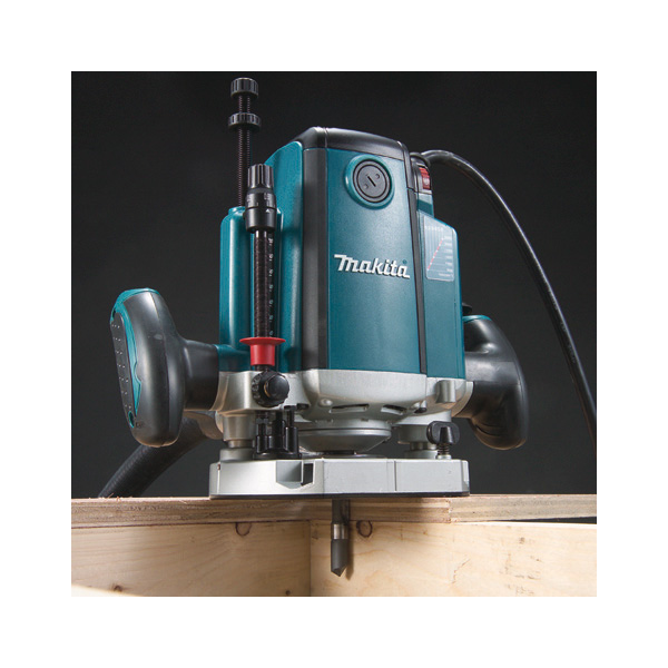 Défonceuse Bois Défonceuse Diamètre 12 Mm 2300W Rénférence RP2300FCXJ Makita 6 Défonceuse Bois Défonceuse Diamètre 12 Mm 2300W Rénférence RP2300FCXJ Makita – Image 4
