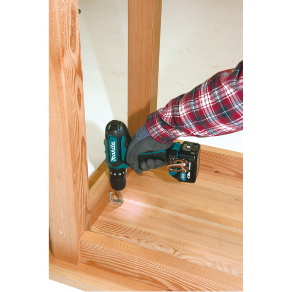 Visseuse Sans Fil Perceuse Visseuse DF333DWAE 10,8 V Li-Ion 2 Ah CXT Ø 10 Mm Makita 4 Visseuse Sans Fil Perceuse Visseuse DF333DWAE 10,8 V Li-Ion 2 Ah CXT Ø 10 Mm Makita – Image 2