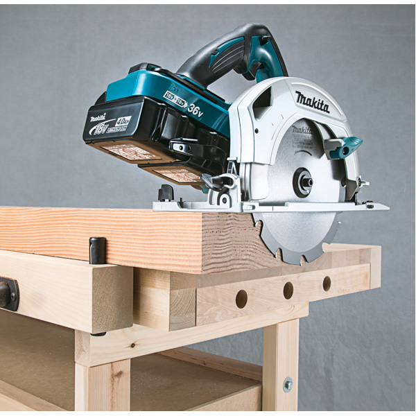 Scie Circulaire Sans Fil Scie Circulaire à Batterie Makita DHS710PT4J 36V Ø 190 Mm 3 Scie Circulaire Sans Fil Scie Circulaire à Batterie Makita DHS710PT4J 36V Ø 190 Mm